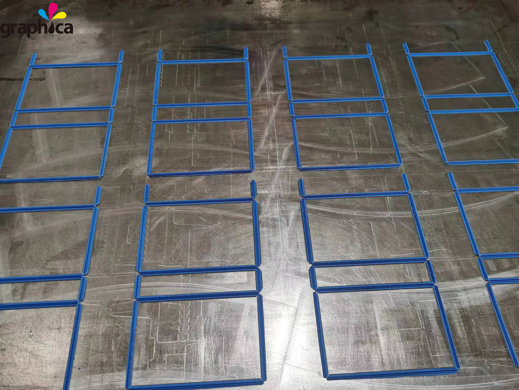 Bestseller Blaue Outbox Graphische Kunststoff-Druckschneidemaschine für Druckmaterial