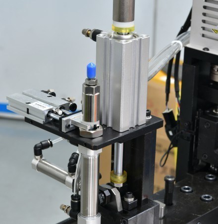 Videotechnische Unterstützung Stahlbalkenbieger für Graphic10 und Stahlregel Schneidmaschine